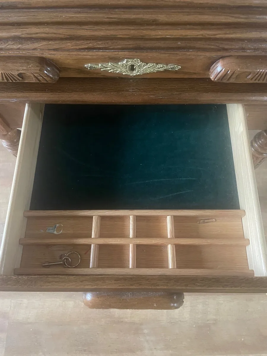 Writing Bureau - Image 3