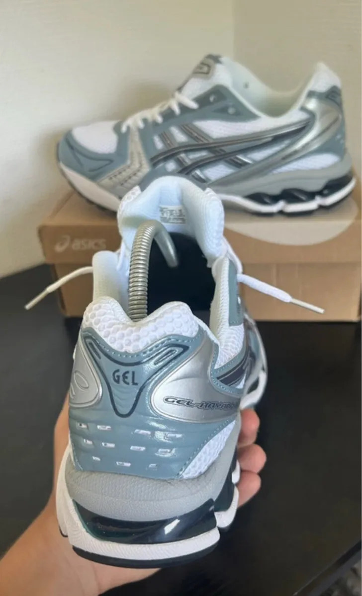 ASICS Gel Kayano 14 - Image 4
