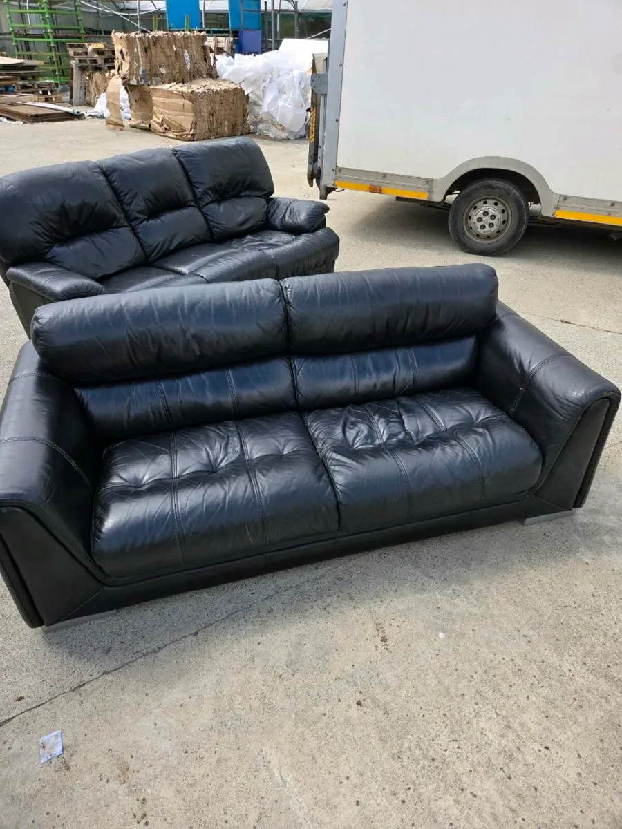 Sofa removal service - Image 3