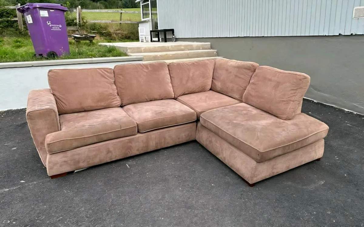 Sofa removal service - Image 4