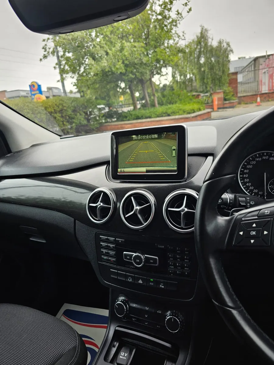 Mercedes-Benz B-Class 2013 - Image 2