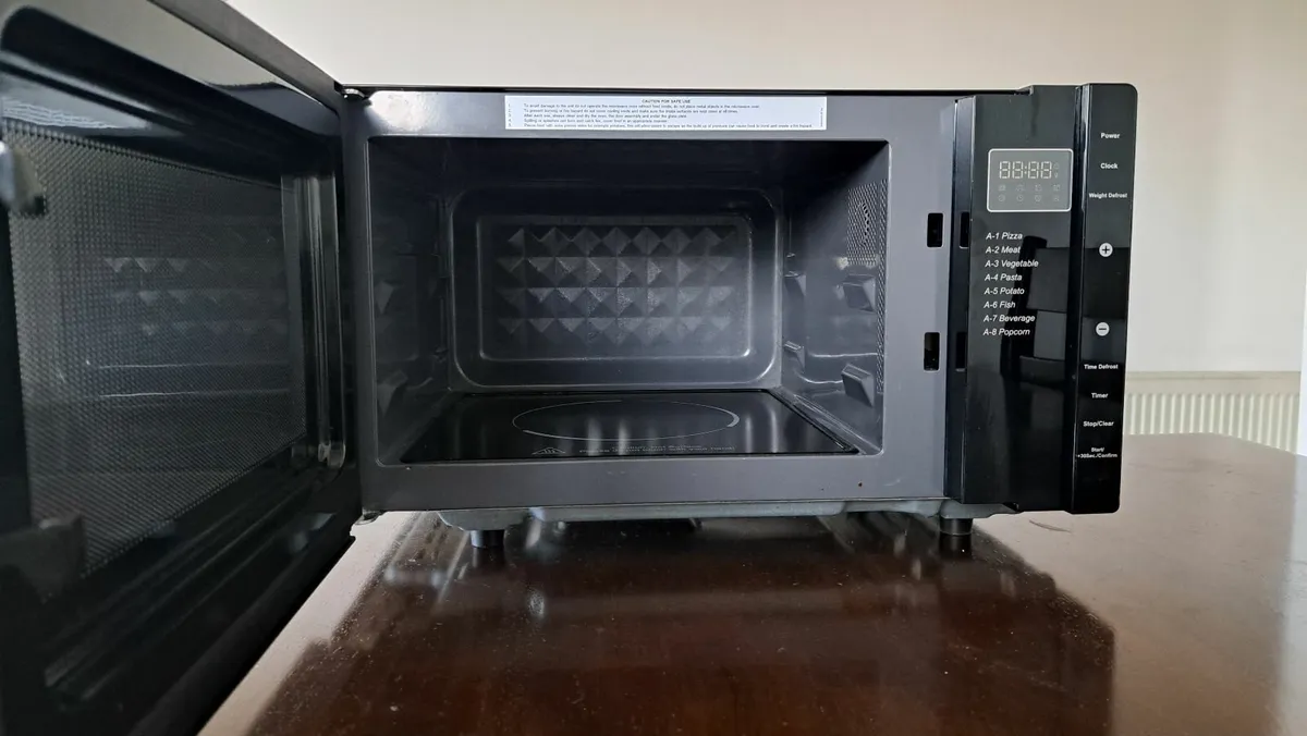 Microwave - Image 2