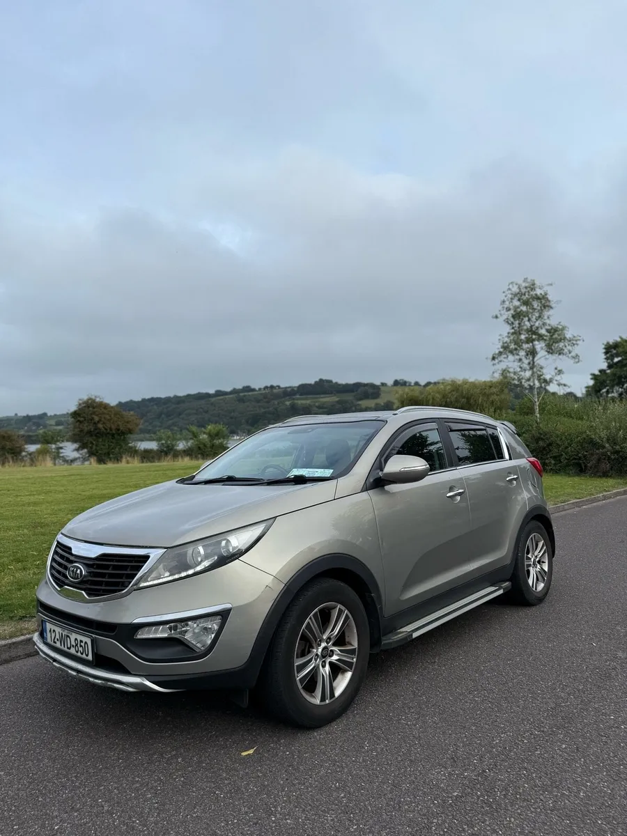 2012 Kia sportage - Image 2