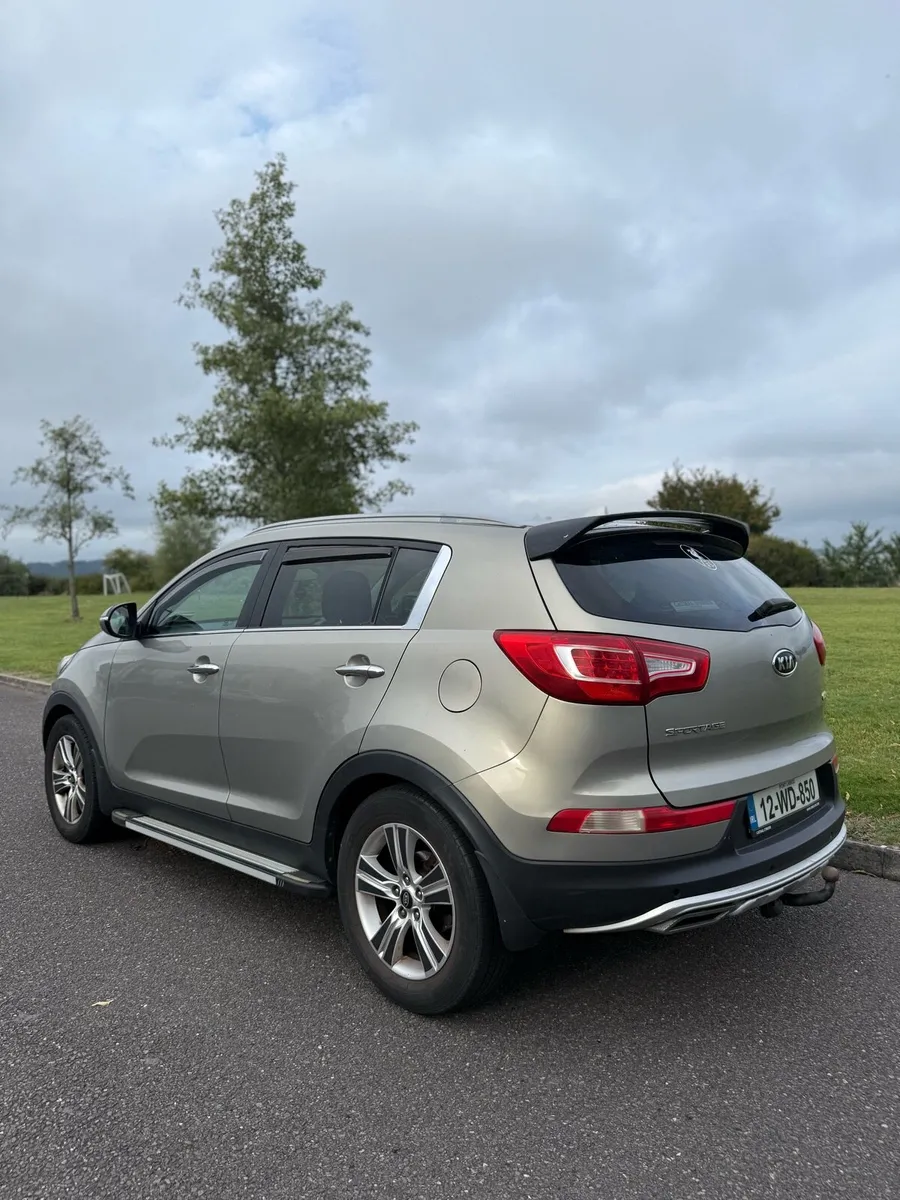 2012 Kia sportage - Image 4