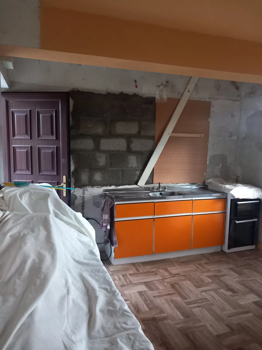 1970's original Kitchen - Image 3