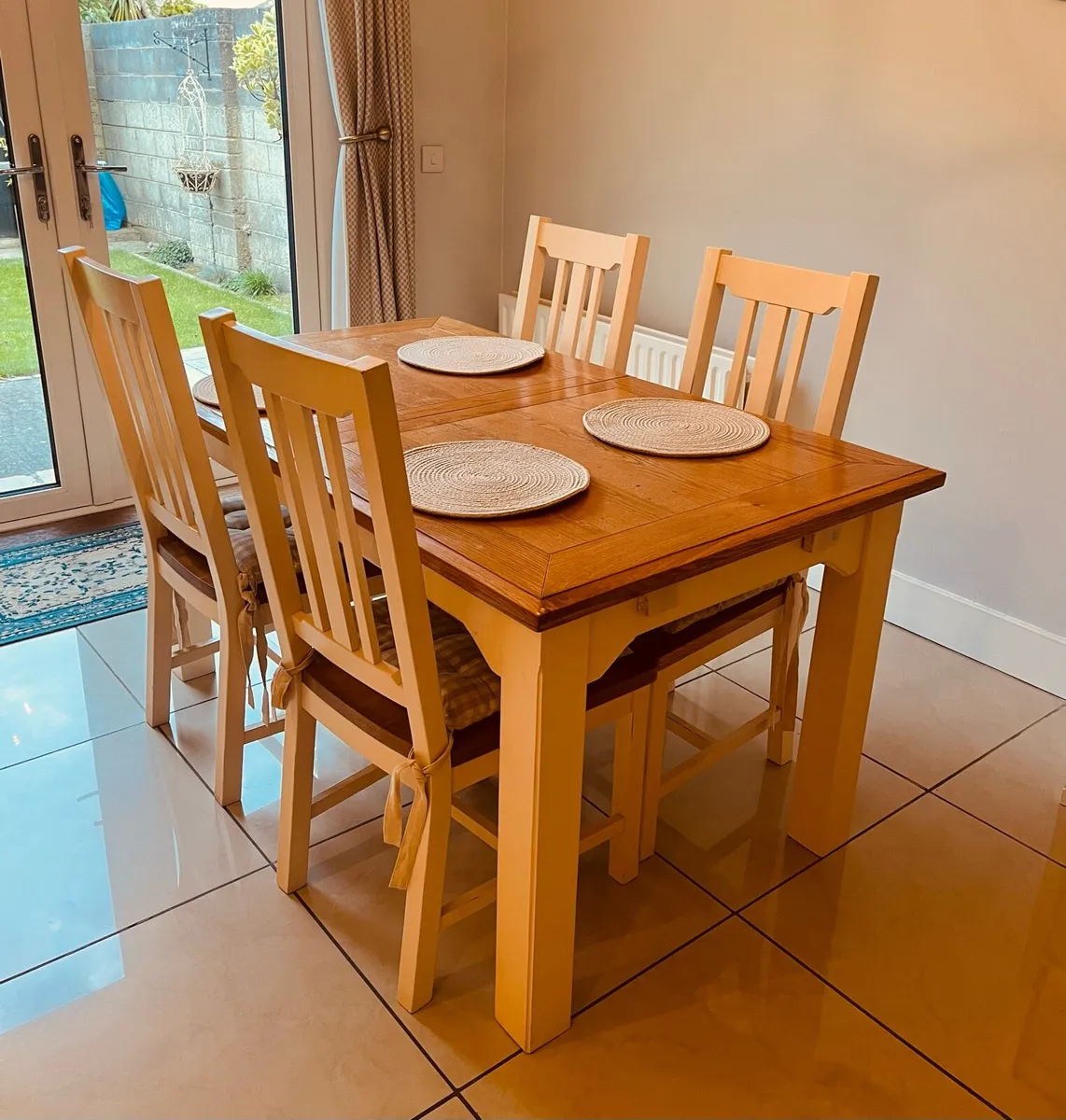 Kitchen Table, 6 chairs and dresser - Image 1