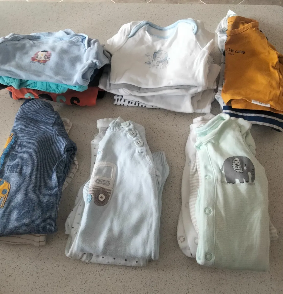 Baby boy clothes Bundle - Image 4