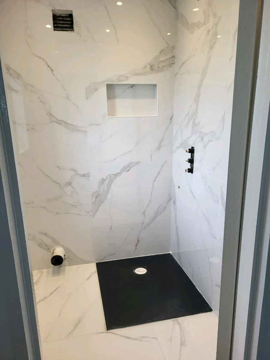 Tiler available - Image 4