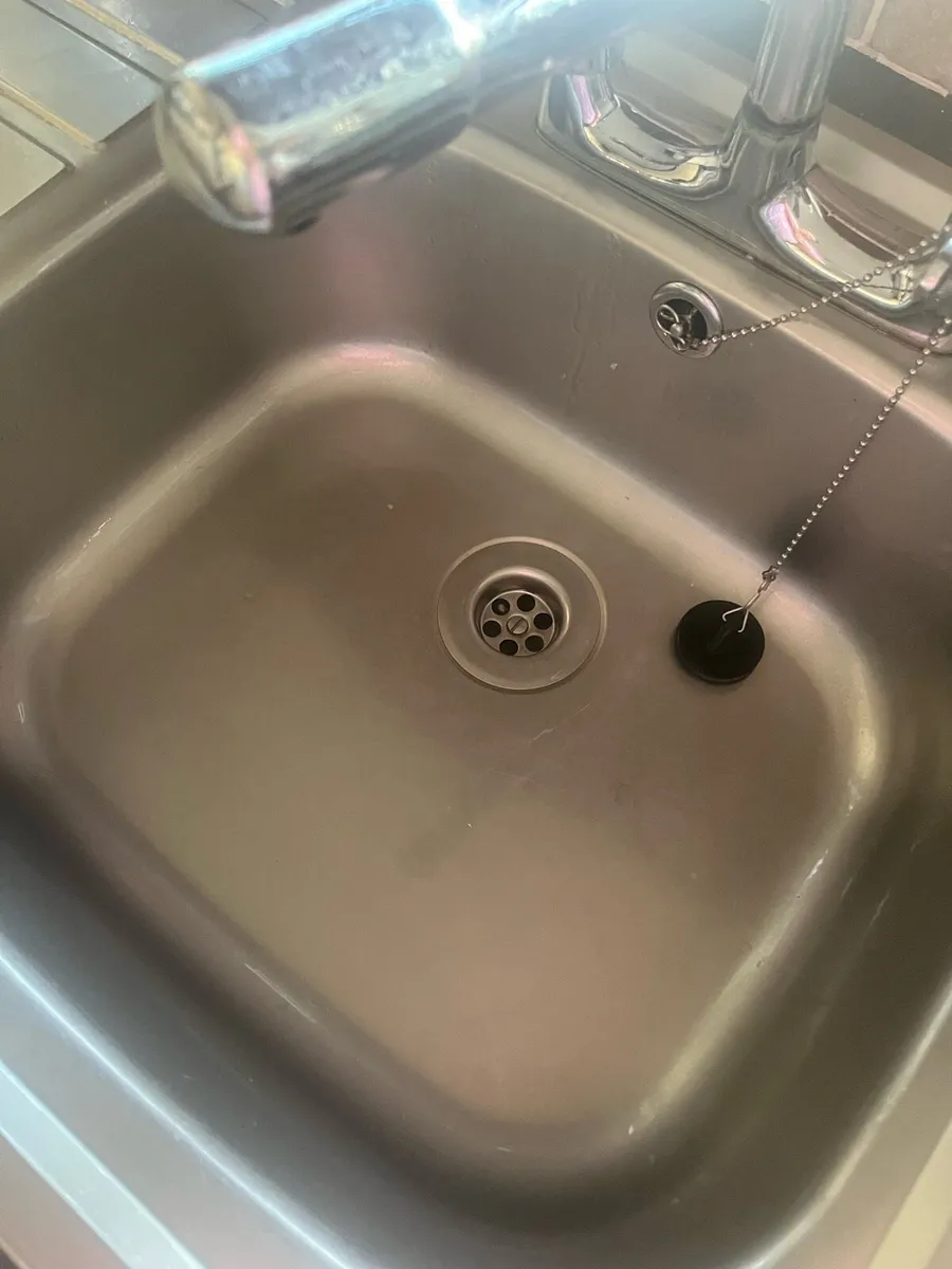 Stainless steel kitchen sink - Image 3