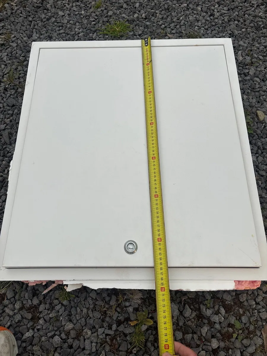 Loft ladder and access hatch - Image 4