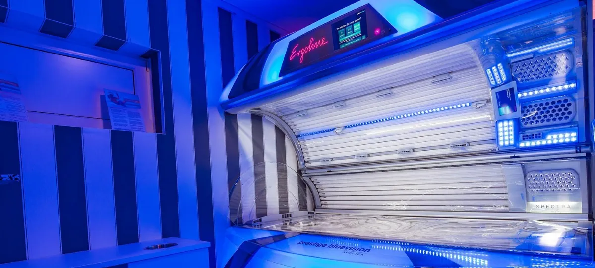 SUNBED TANNING ERGOLINE BLUEVISION SPECTRA - Image 1