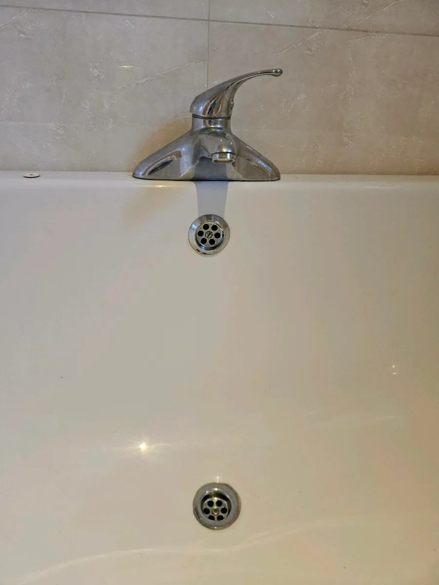 Freestanding Bath - Image 3