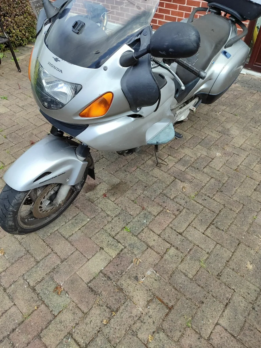 Honda deauville 2003 - Image 4