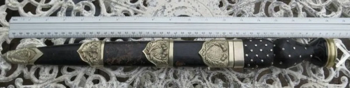Traditional Scottish Dirk with Thistle Scabbard F - Image 2