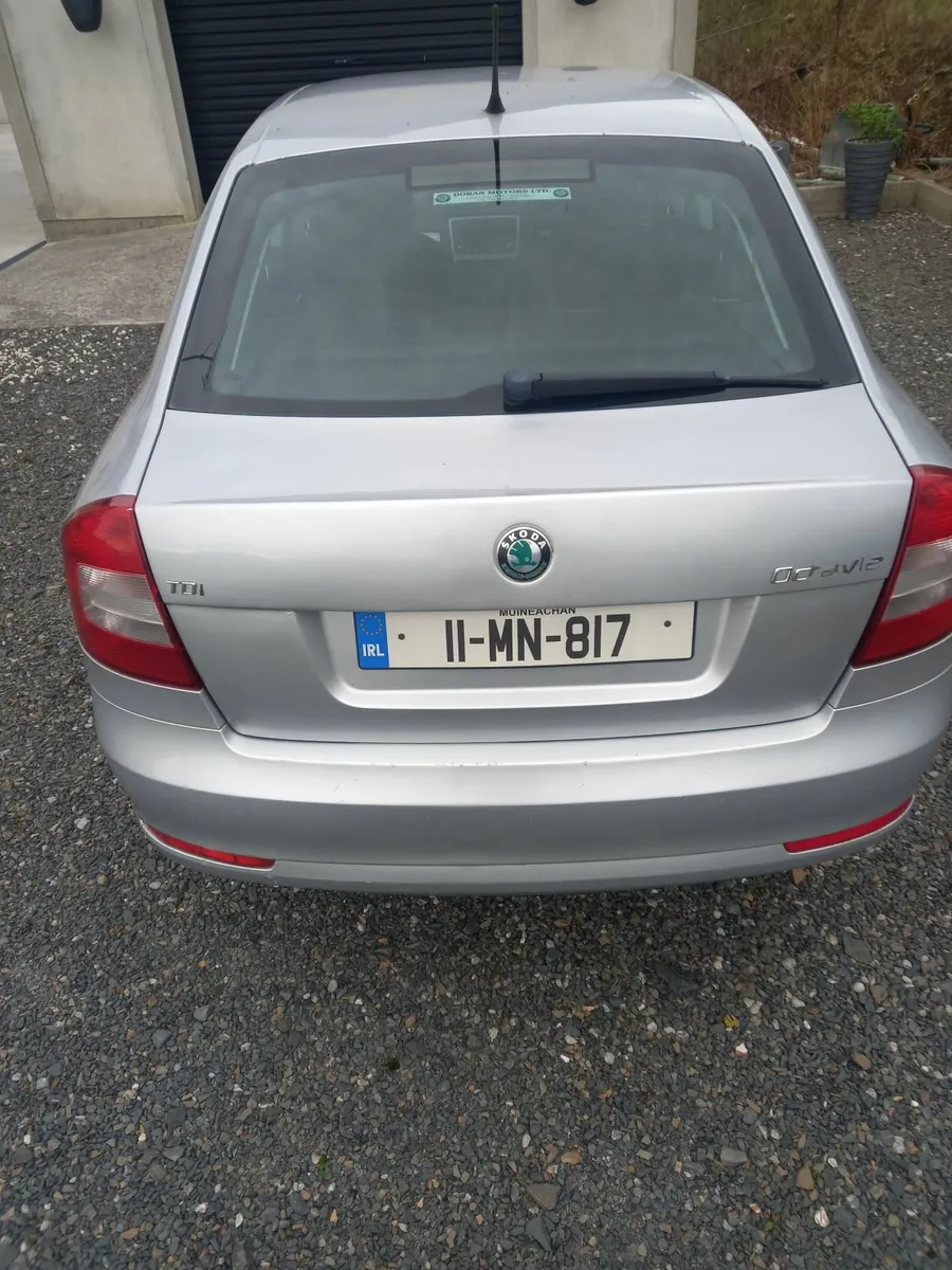 Skoda Octavia 2011 - Image 2