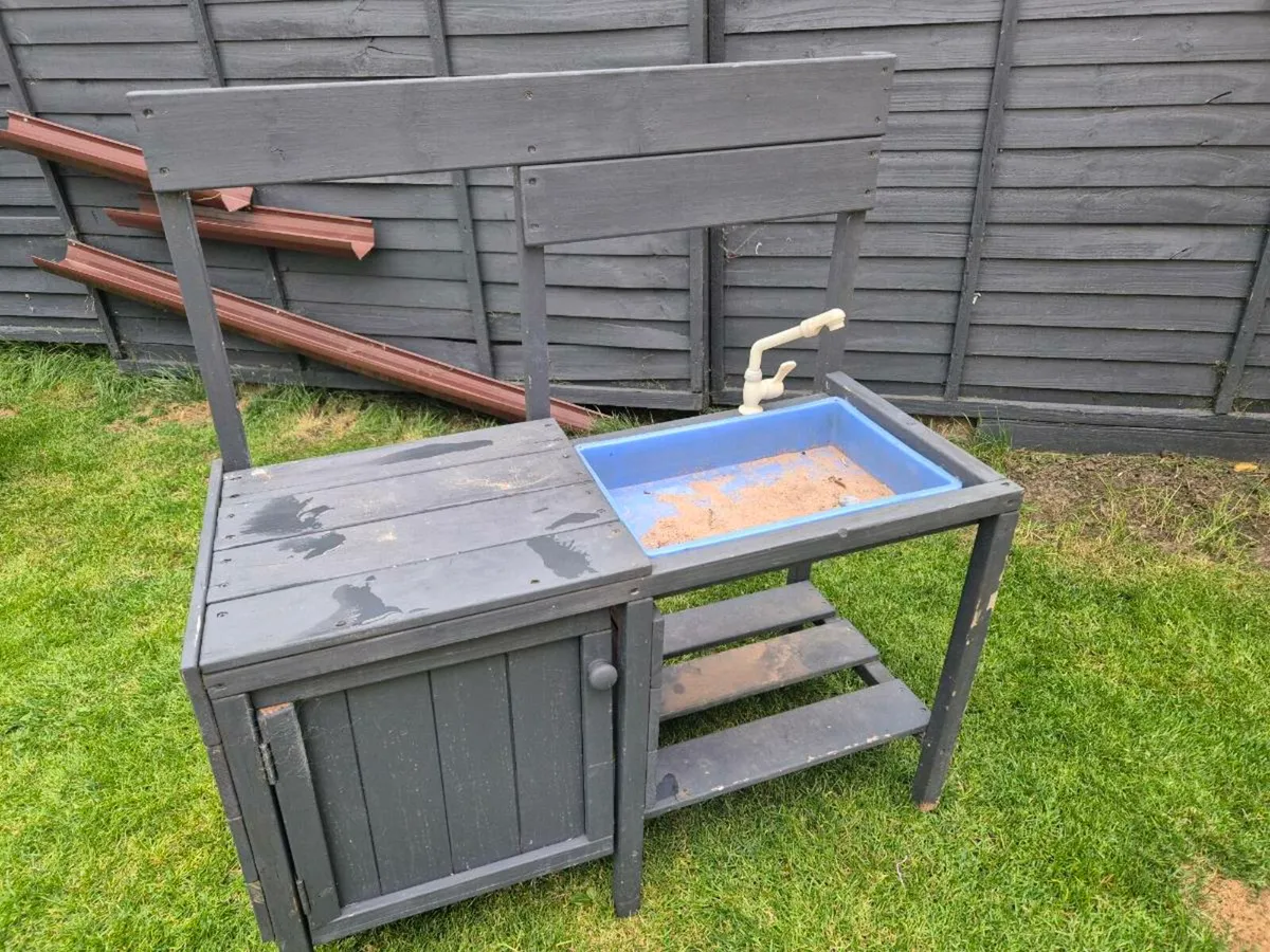 Mud kitchen