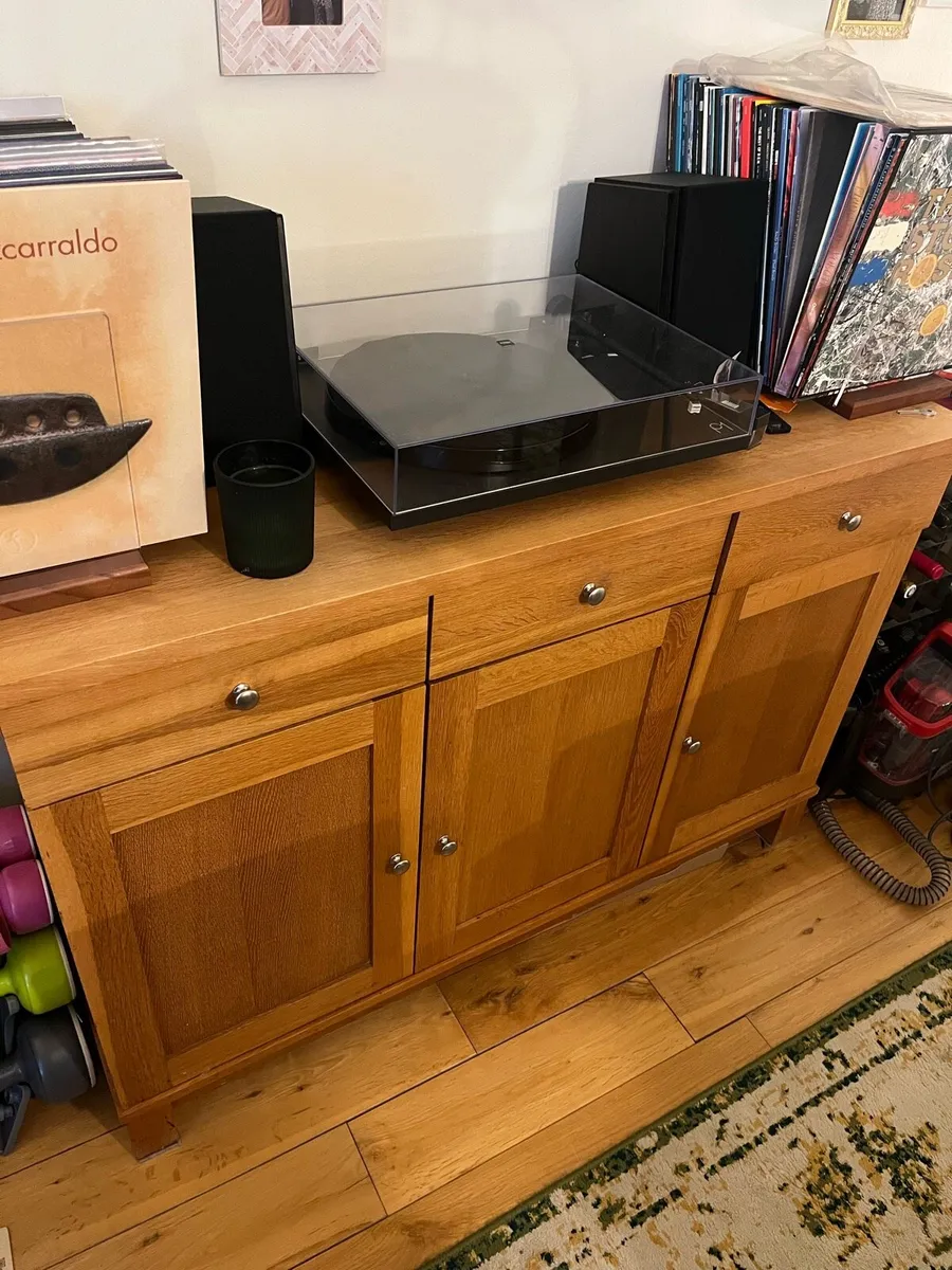 Solid Oak sideboard - Image 1