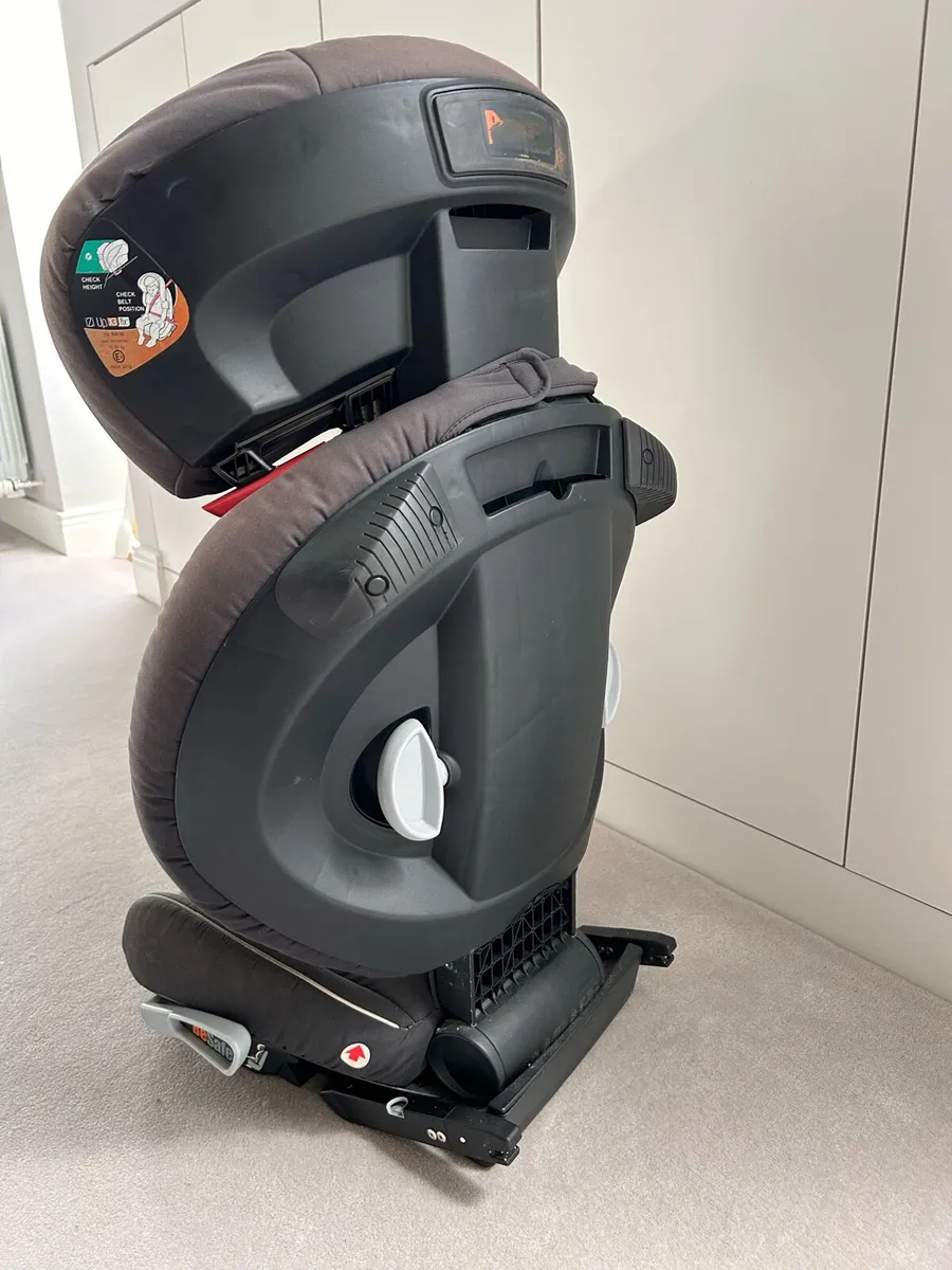Besafe high back booster isofix child car seat - Image 2