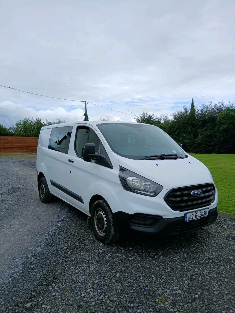 Ford Transit custom crew cab - Image 1