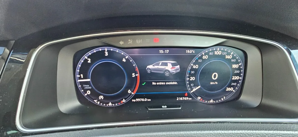 172 Volkswagen Golf Highline 2.0 - Image 3