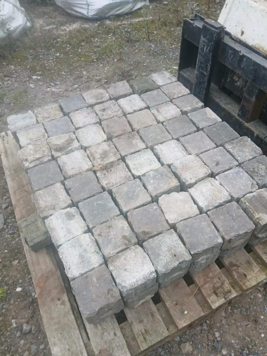 Cobbles - Image 1