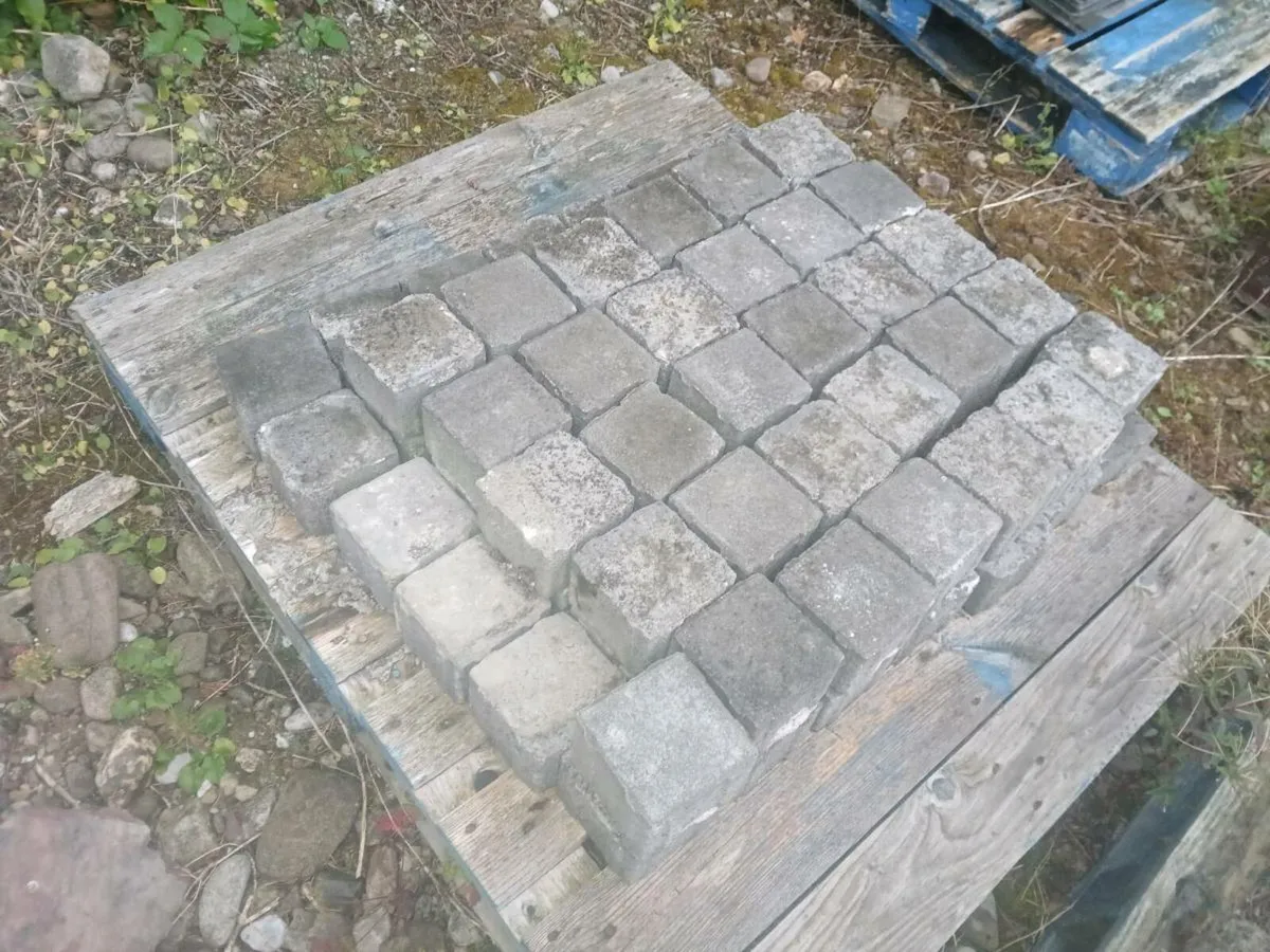 Cobbles - Image 2