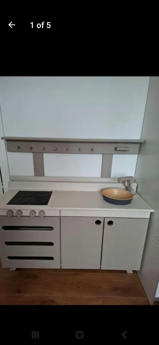 Kids Kitchen - Image 1