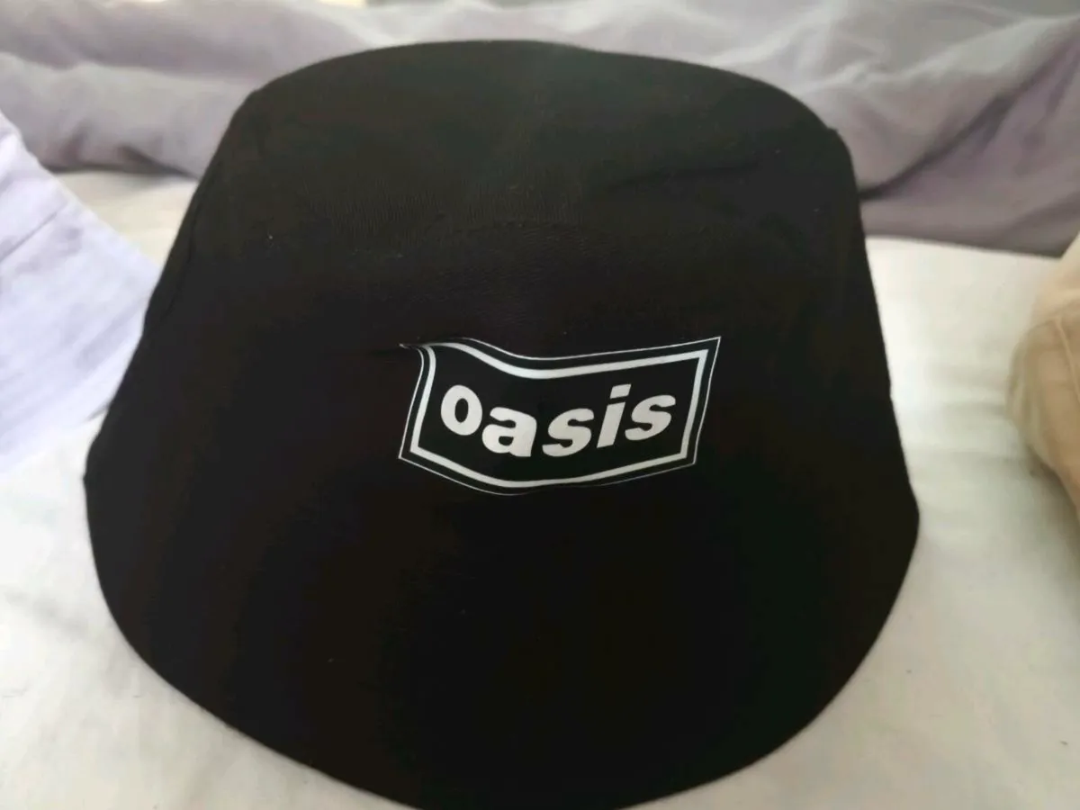 Oasis merch - Image 4