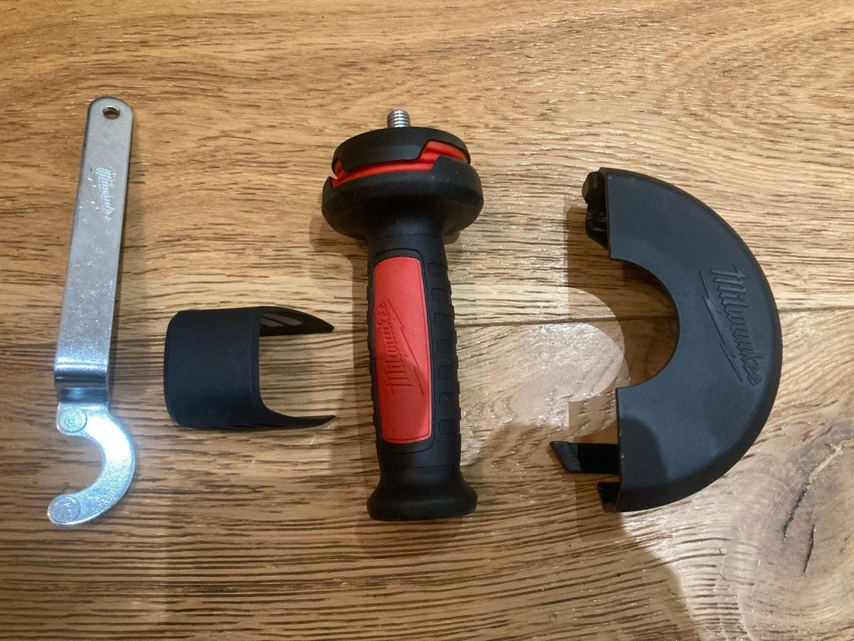Milwaukee Angle Grinder - Image 4