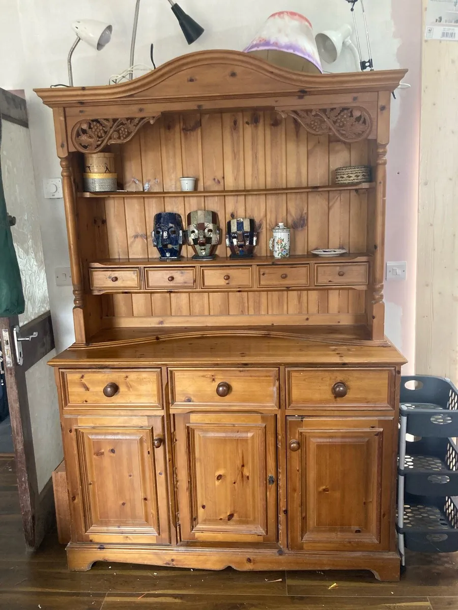Pine dresser - Image 2