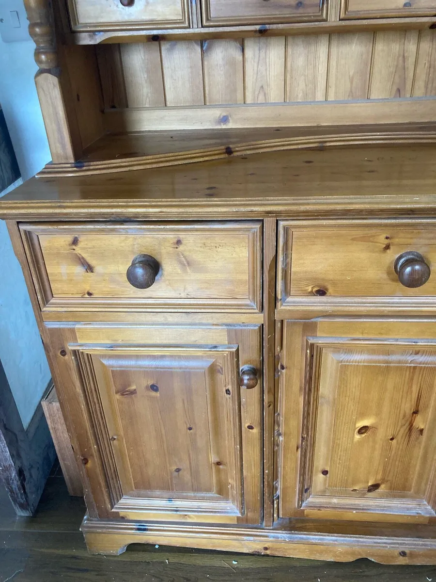 Pine dresser - Image 4
