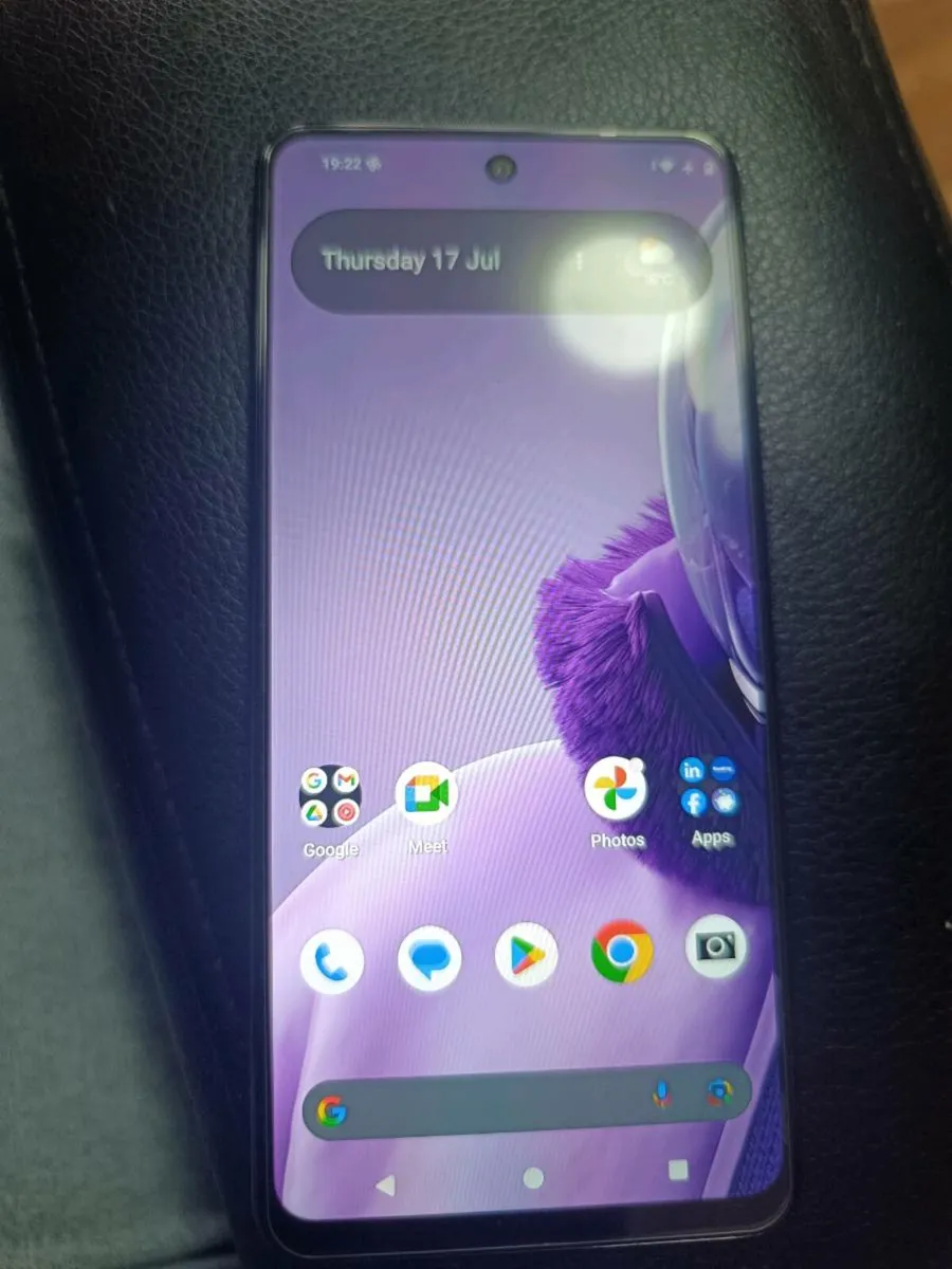 Hmd phone - Image 1
