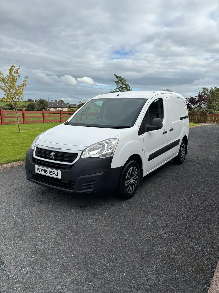 2016 Peugeot partner 200vrt (berlingo) - Image 1