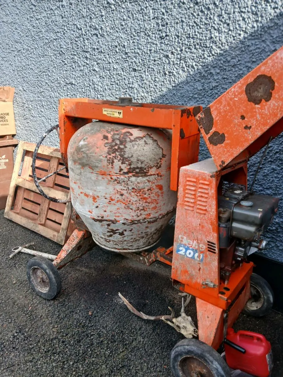 Bell 200 premier cement mixer diesel engine - Image 4