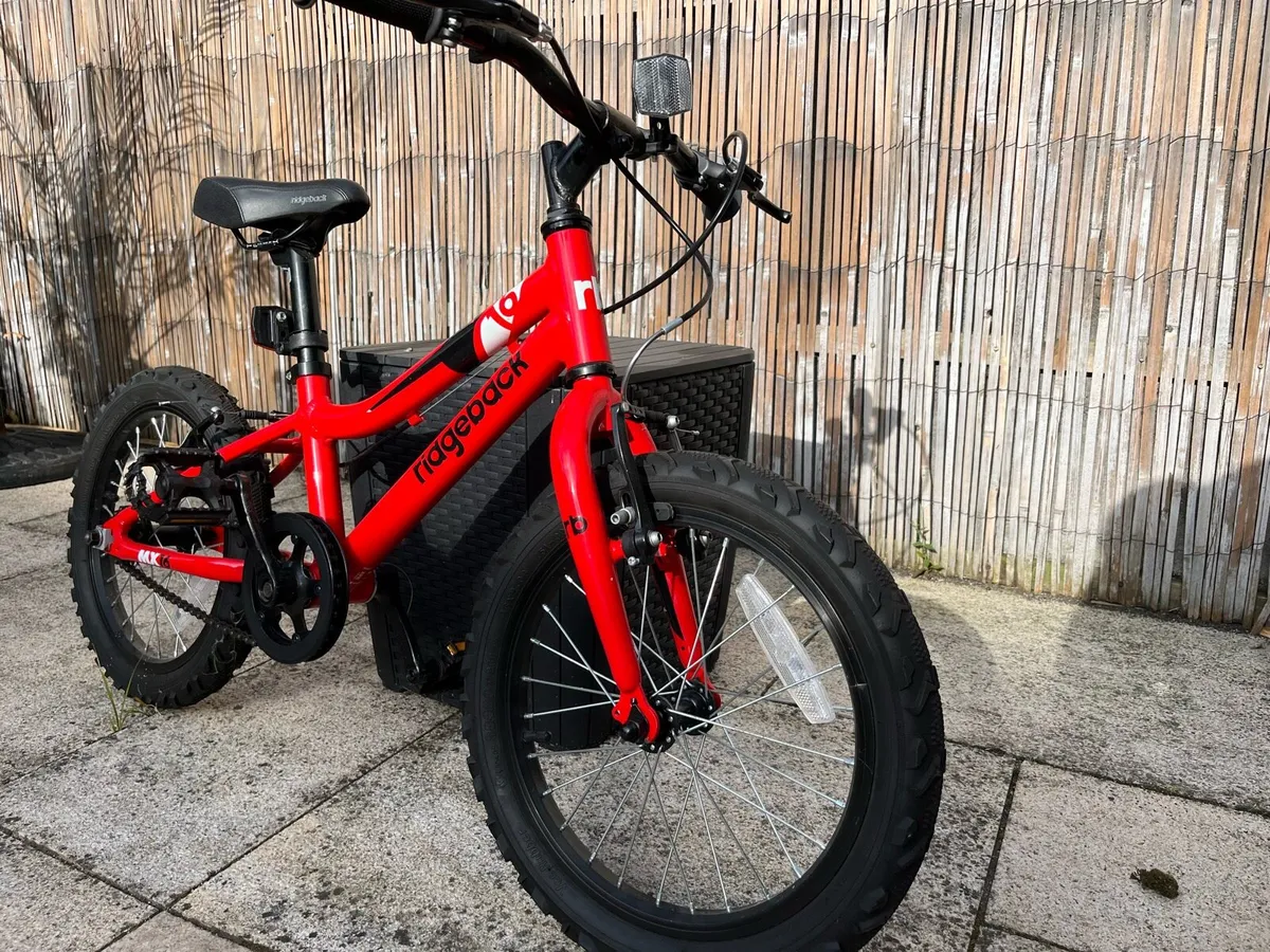 Red Ridgeback MX16 Kids Bike - Image 2