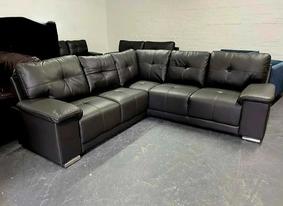 "5 seater Corner leather- Like New - Free delivery - Image 3