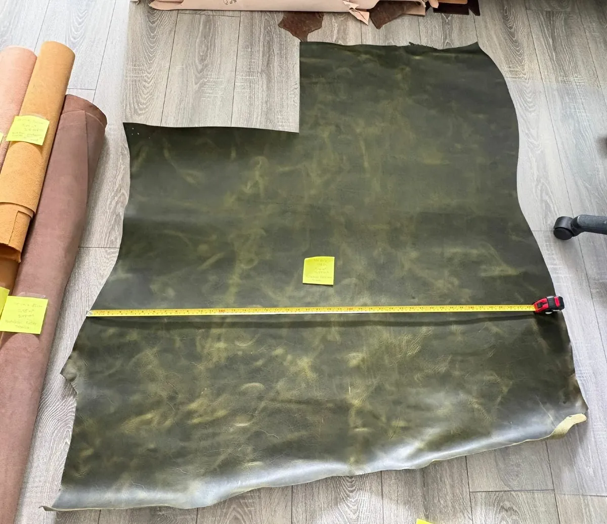 Leather hides for wallets - Image 2