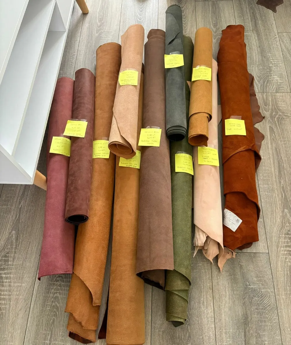Leather hides for wallets - Image 3