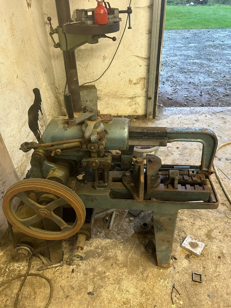 Power hacksaw - Image 2