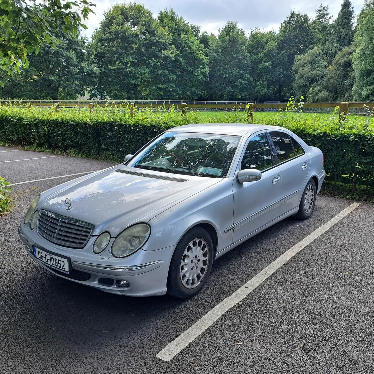 **AUTOMATIC** Mercedes E-Class 2006 - Image 1