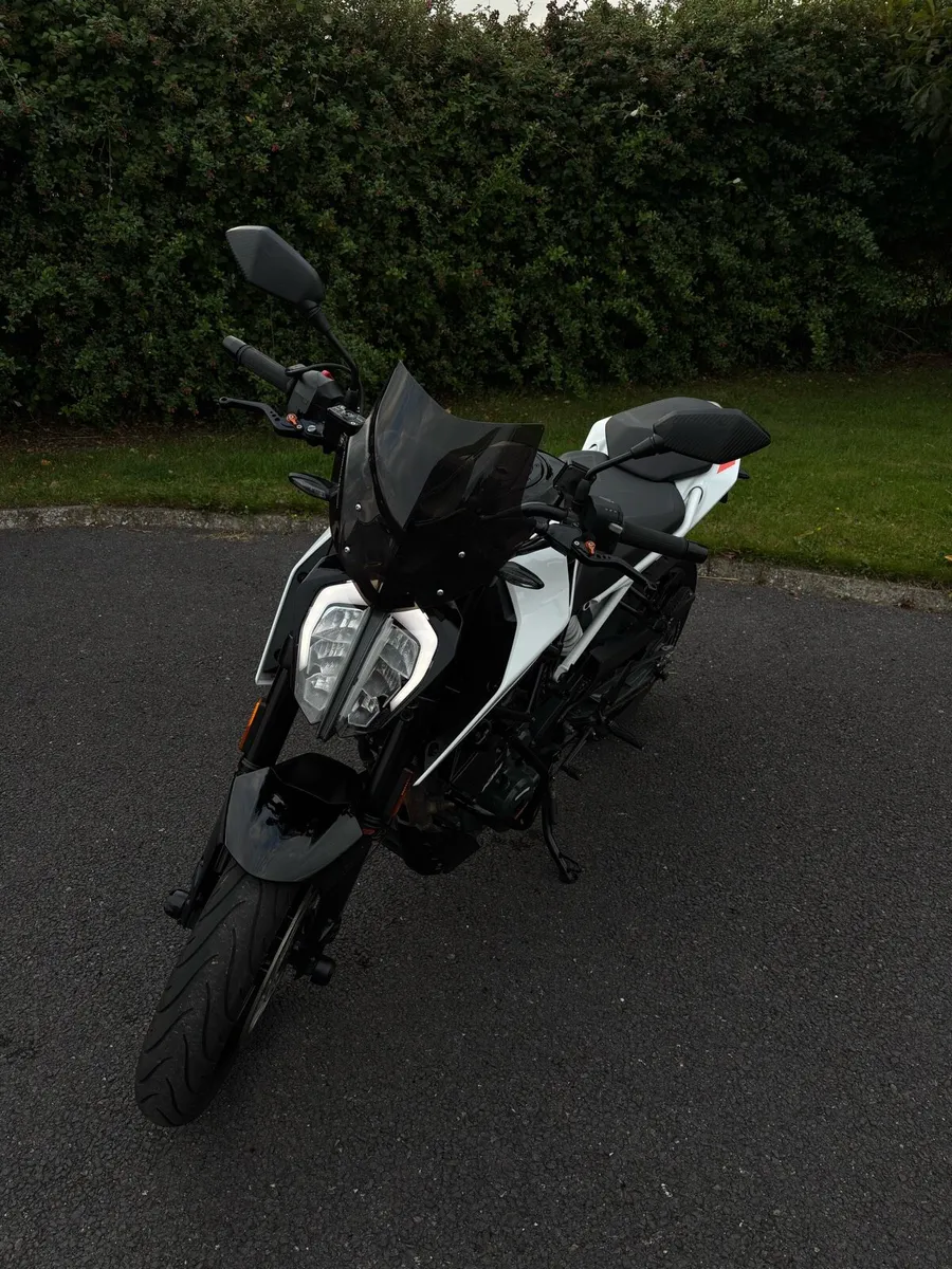Ktm 390 duke 2021 - Image 2