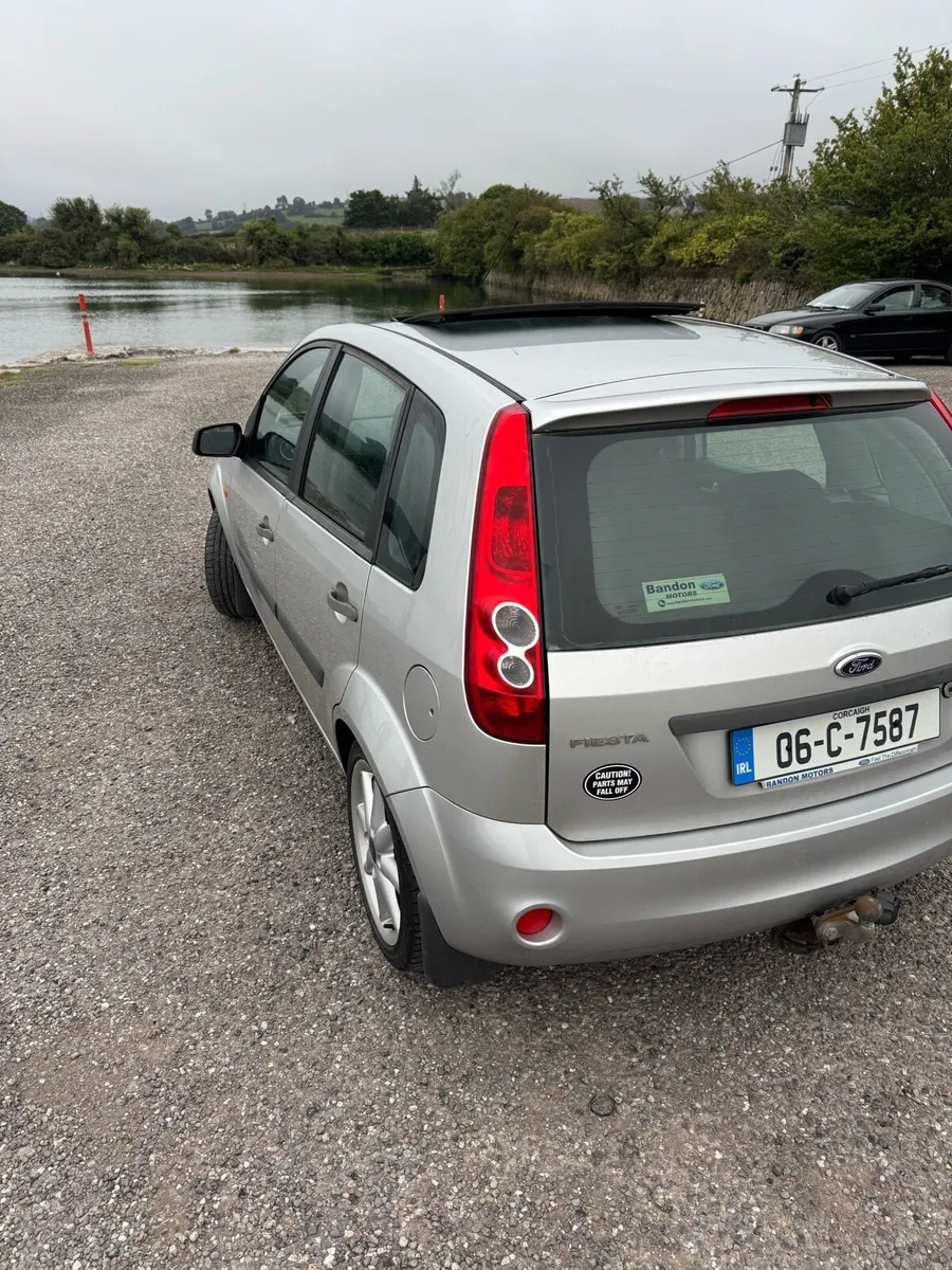Ford Fiesta (low mileage) tax and tested - Image 4