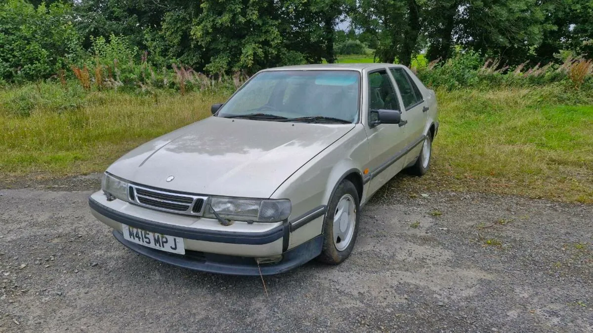 SAAB 9000 CSE 2.0 TURBO Manual - Image 1
