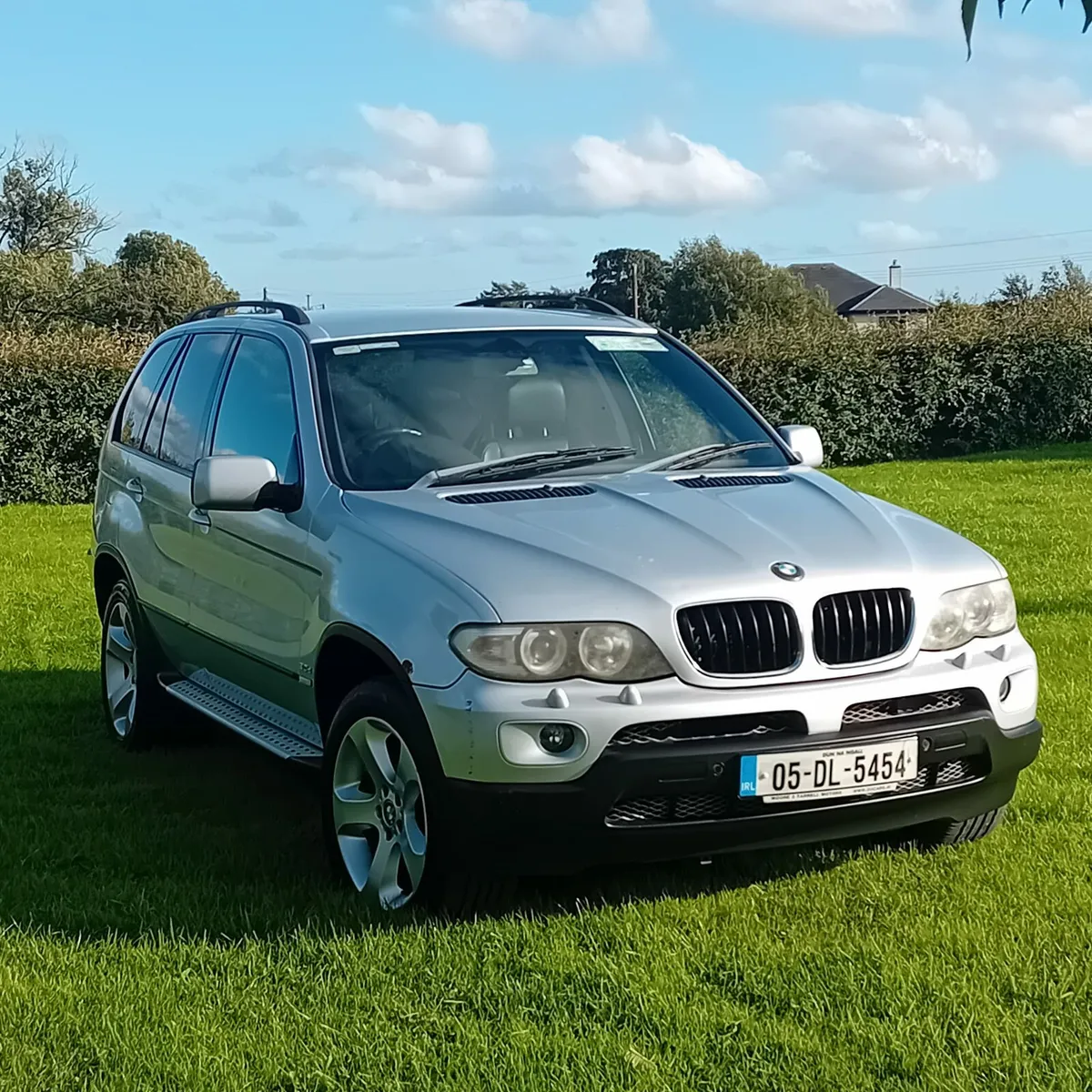 2005 Crewcab BMW X5 Automatic - Image 3