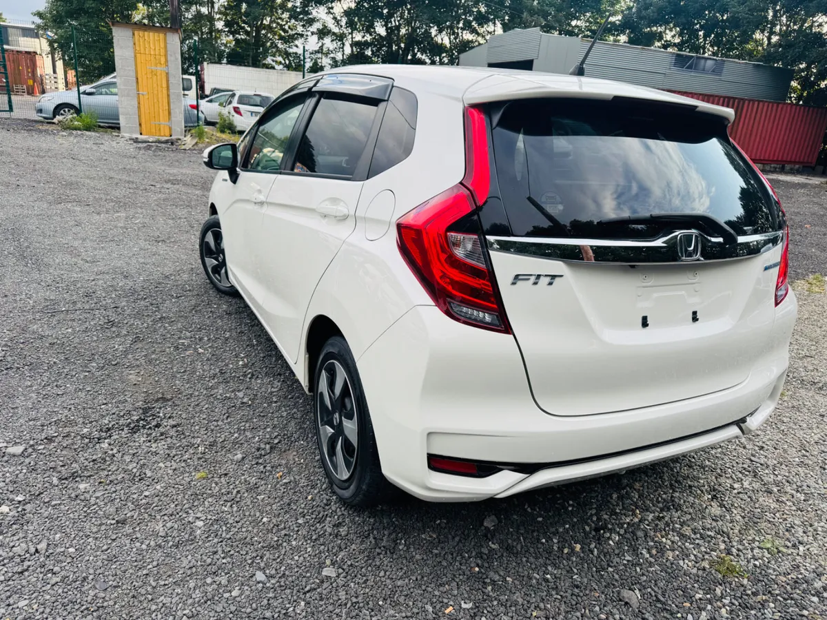 Honda Fit 2018 Fully Automatic - Image 4
