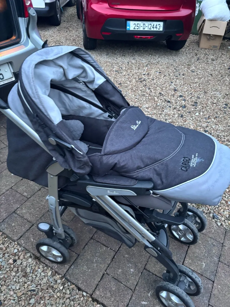 Silver Cross”pop” Pushchair and accessories - Image 4