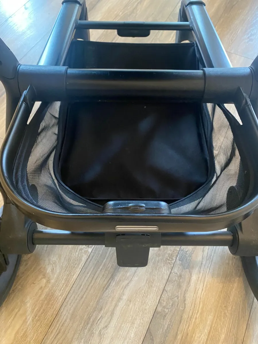 Joolz Day+ Travel System Black - Image 4