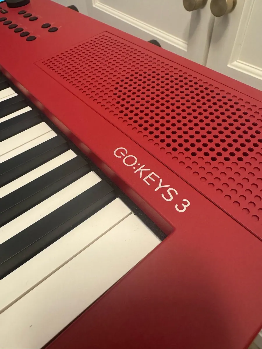 Roland Keyboard - Image 3