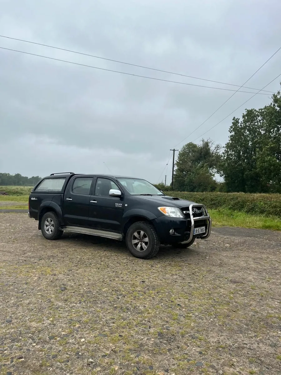 Toyota Hilux 2008 - Image 3