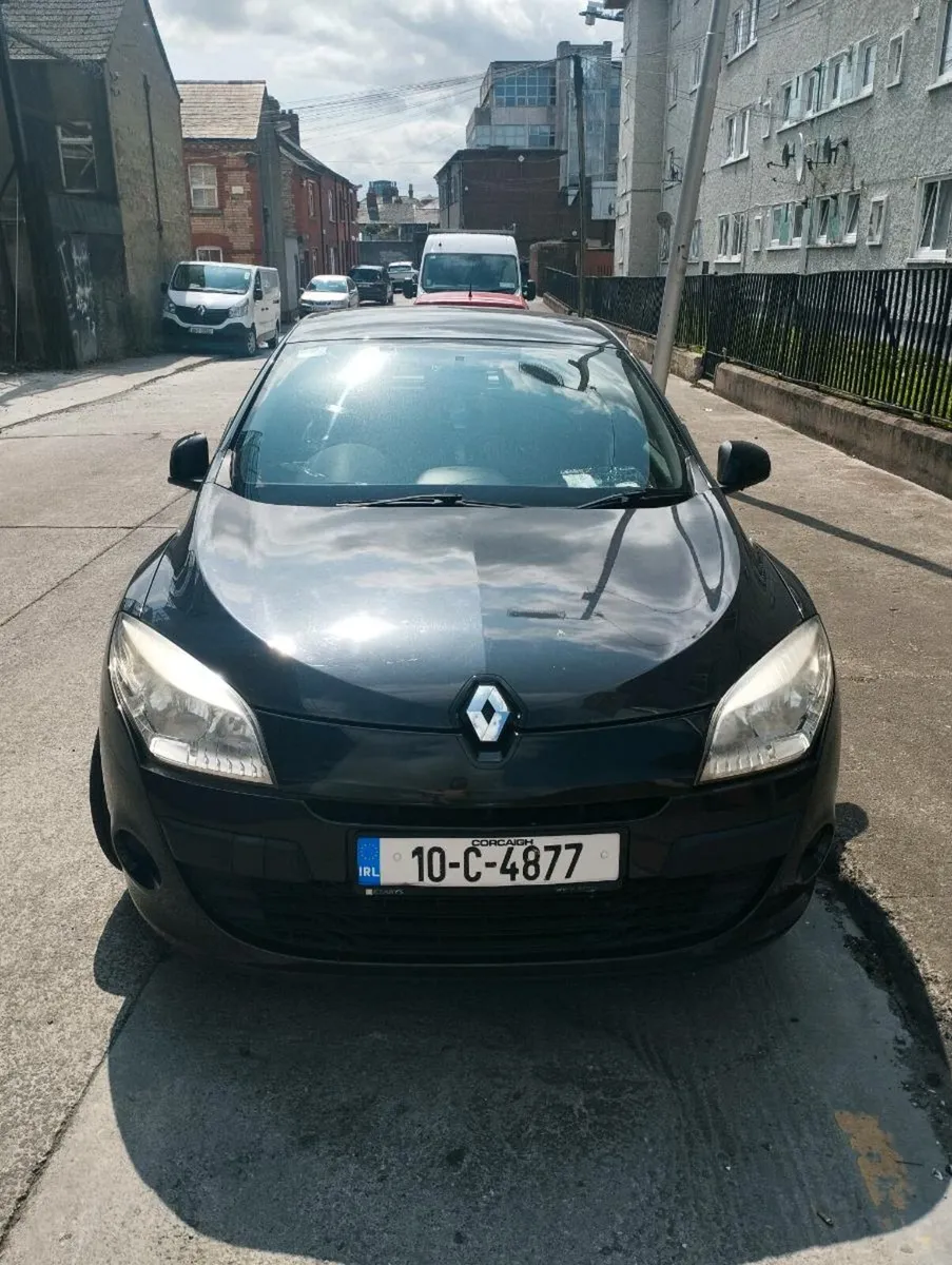 Renault Mégane 2010 - Image 1